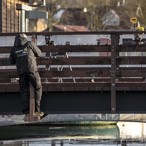 Monteringsarbejde på bro, Roskilde havn